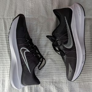 nike winflo 8 women's new w tags